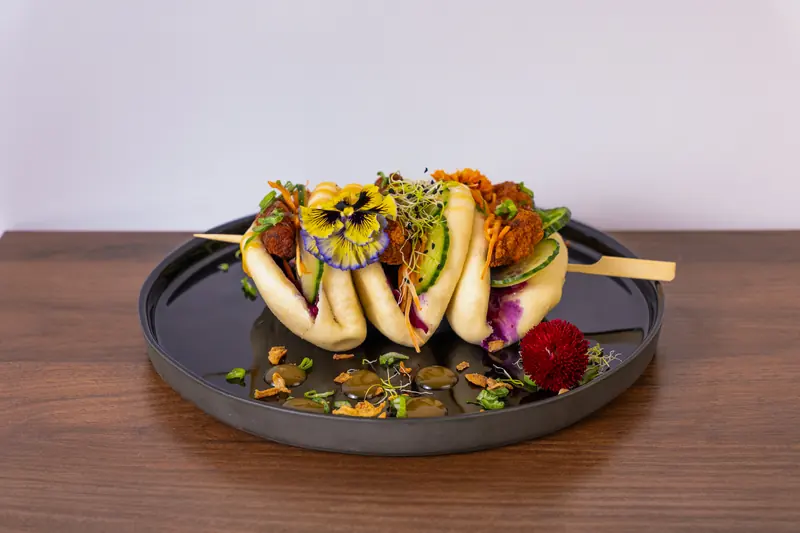 Golden Bird Bao von Nazoki